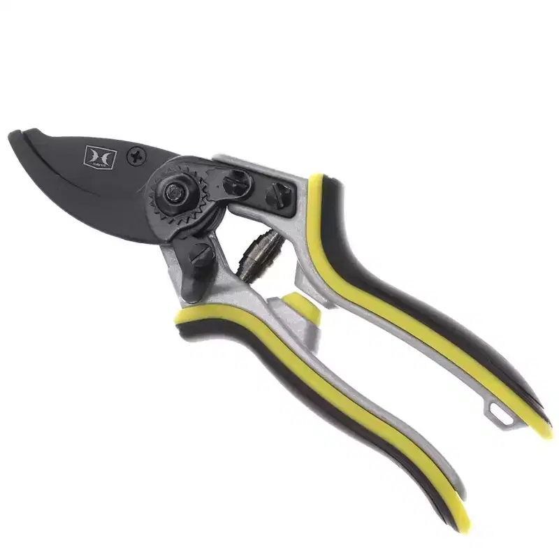 Hawk Hand Pruner w/ High Carbon Steel SK5 Blade
