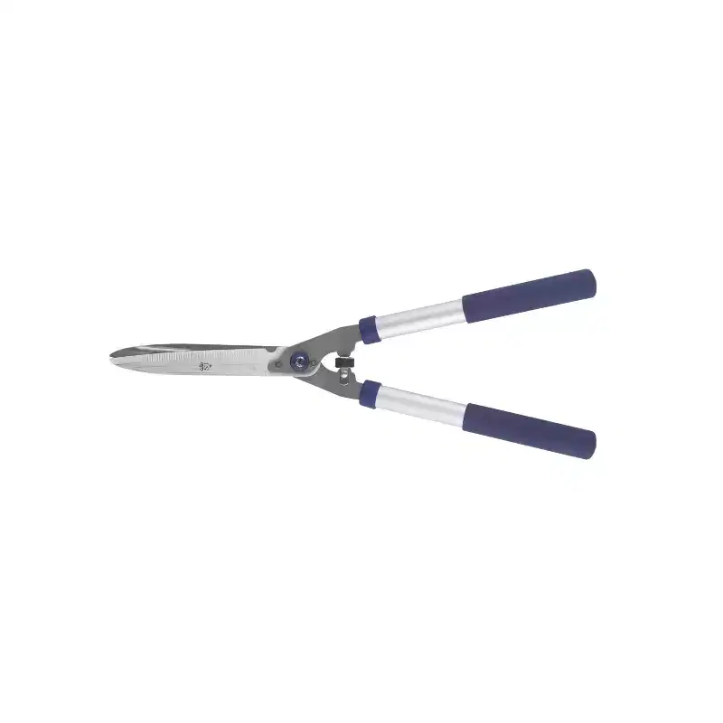 Spear & Jackson Razorsharp Notched Hedge Shears, Professional Garden Tool for Precision Trimming and Shaping, Quality Carbon Steel Blades