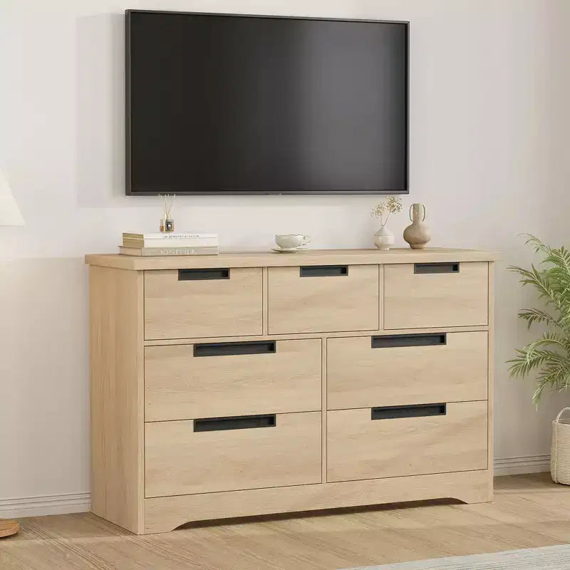 7-Drawer Dresser with Embedded Handles