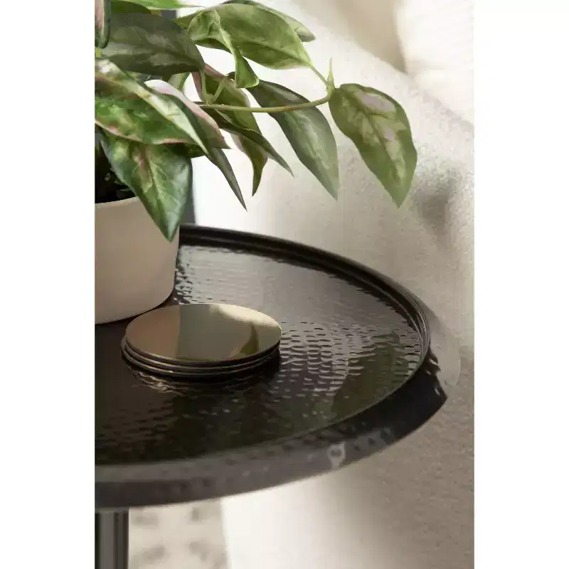 Kate and Laurel Sanzo Metal Side Table